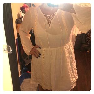 Peasant dress beige/white